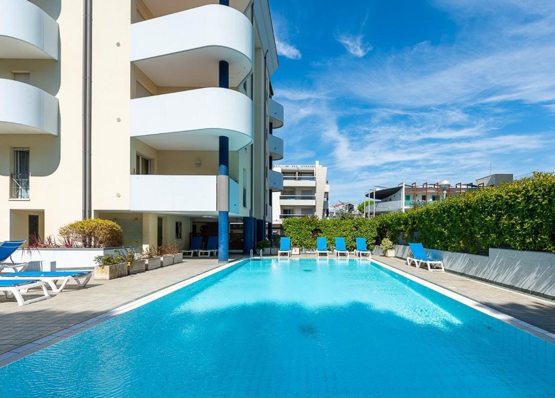 Green Holiday Wohnung Mit Schwimmbad บิบิโอเน ภายนอก รูปภาพ